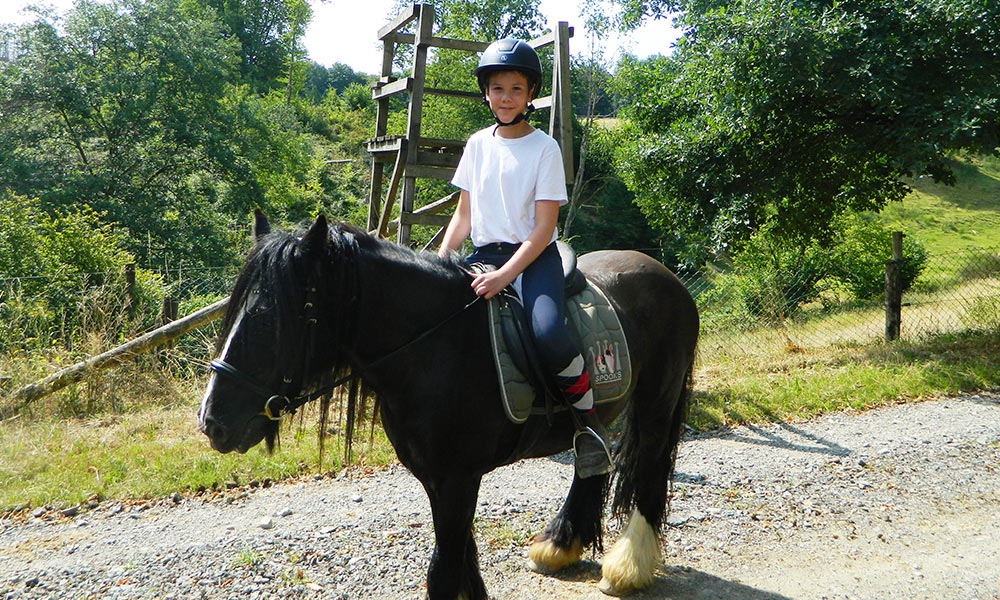 Reiten und vieles mehr … für Jungen und Mädchen Reiten und vieles mehr … für Jungen und Mädchen