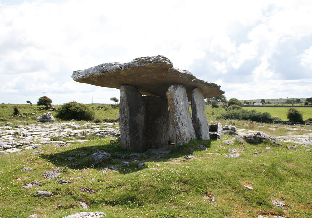 Poulnabrone Dolmen Poulnabrone Dolmen